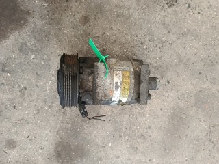 компрессор кондиционера Renault Scenic 2 поколение (2003 - 2006), 2.0 л., бензин, 8200309193