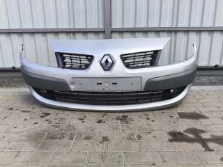 бампер передний Renault Scenic 2 поколение (2003 - 2006)