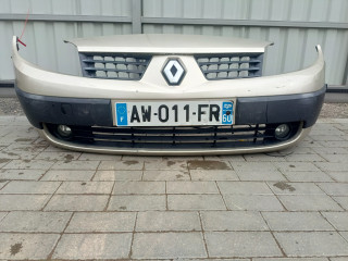 бампер передний Renault Scenic 2 поколение (2003 - 2006)
