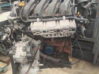 двигатель Renault Scenic 2 поколение (2003 - 2006), 2.0 л., бензин, F4R770