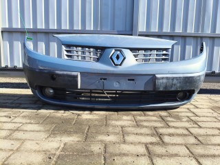 бампер передний Renault Scenic 2 поколение (2003 - 2006)
