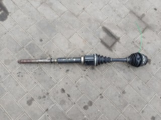 полуось передняя правая (приводной вал, ШРУС) Volvo XC70 2 поколение (2000 - 2005), P30783102