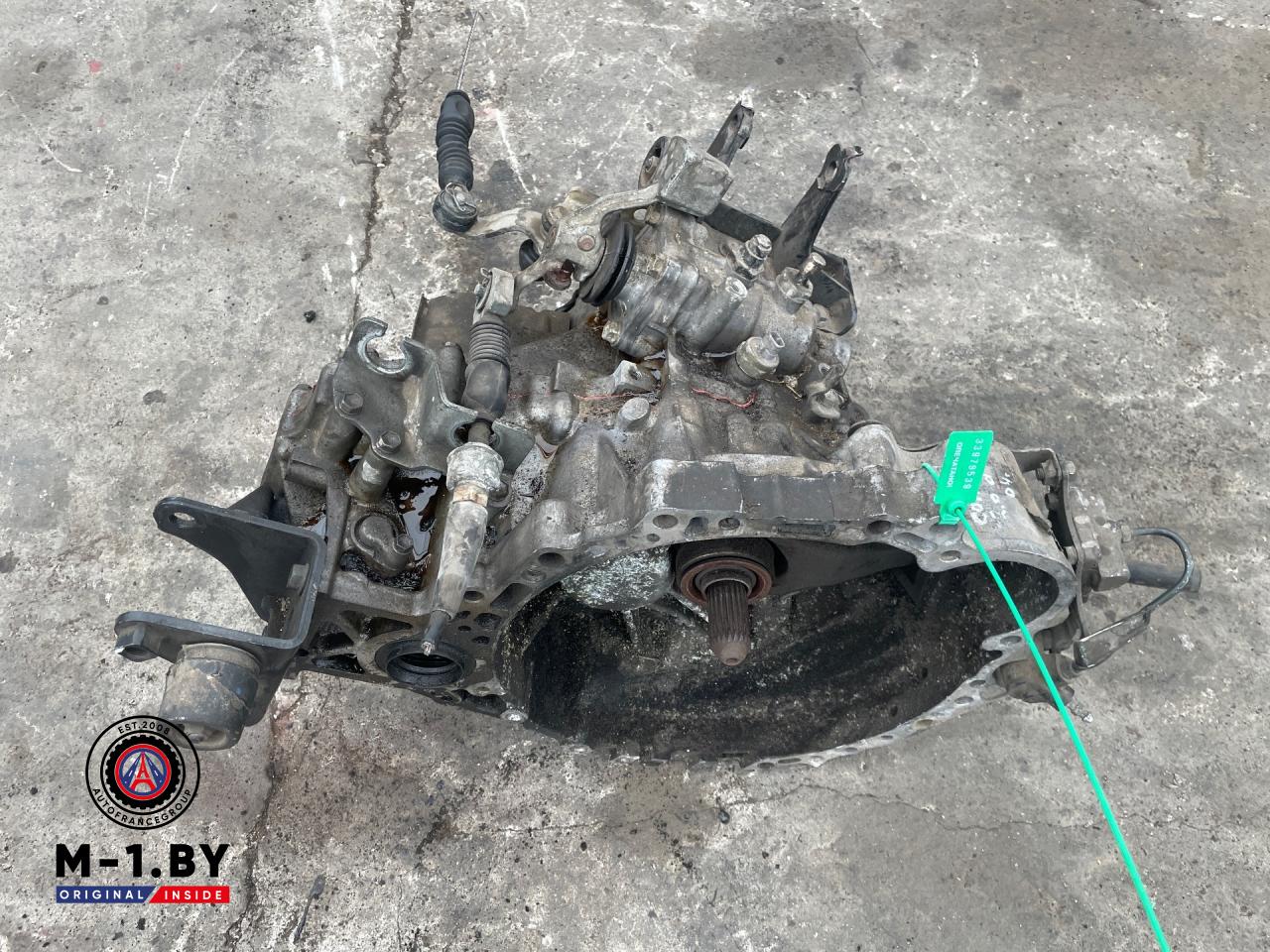 КПП механическая (МКПП) Toyota Corolla 9 поколение E130 2004, 2.0 л., дизель - фото №1