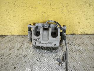 суппорт передний правый Jeep Grand Cherokee 5 поколение 2022, 3.6 л., бензин, АКПП, белый, полный привод, 68338904AA