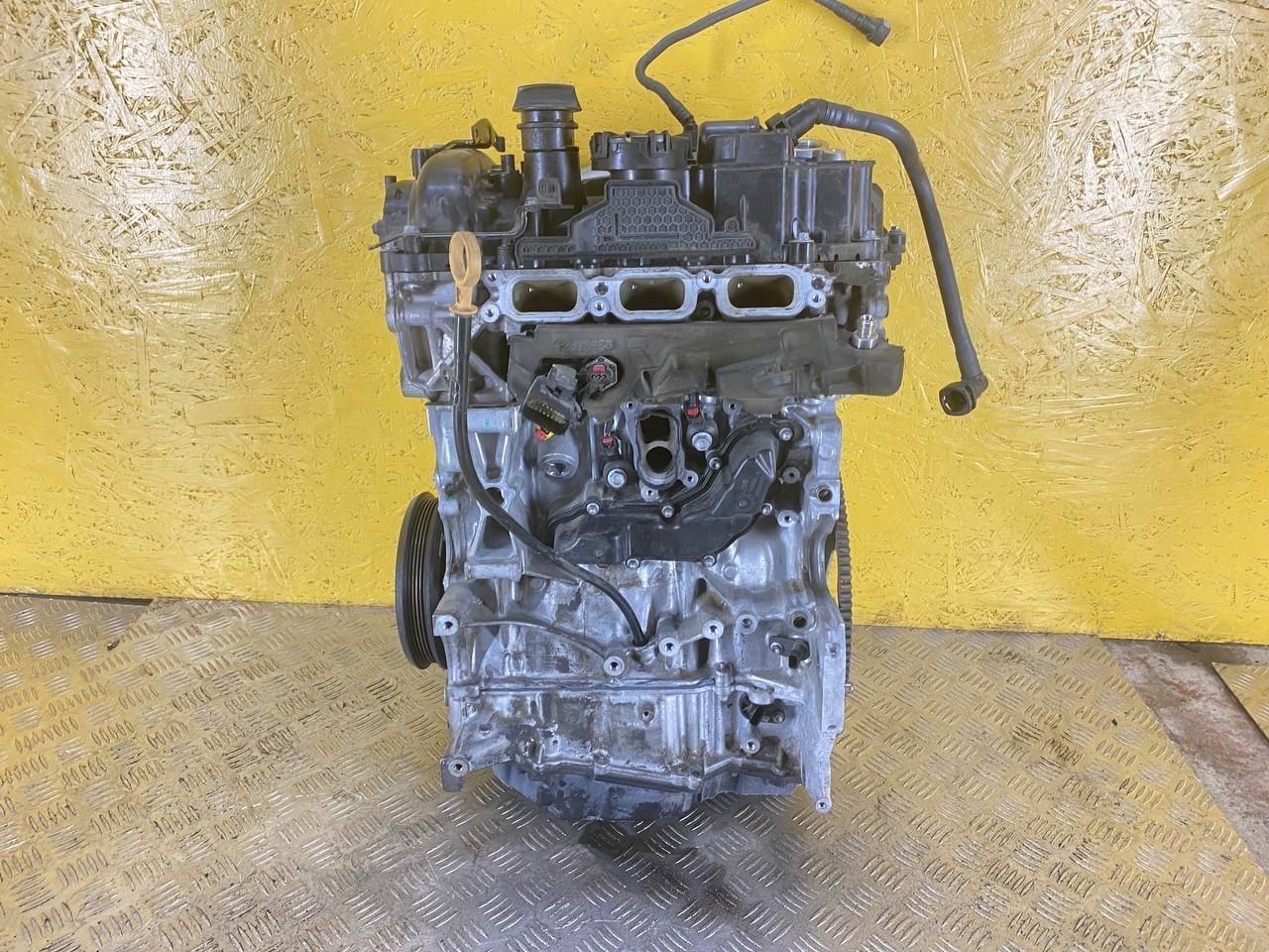 двигатель Chevrolet TrailBlazer 3 поколение 2022, 1.3 л., L3T, бензин, АКПП, черный, внедорожник 5 дв., передний привод, L3T, MKR, 211740204 - фото №1
