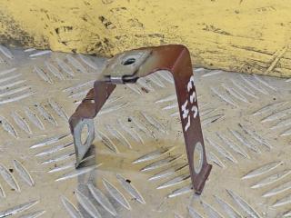 крепление ( кронштейн ) крыла Chevrolet Equinox 3 поколение 2020, 1.5 л., бензин, АКПП, красный