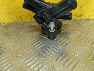 фланец (тройник) системы охлаждения Chevrolet Malibu 9 поколение 2017, 1.5 л., LFV, бензин, АКПП, седан, 609729947