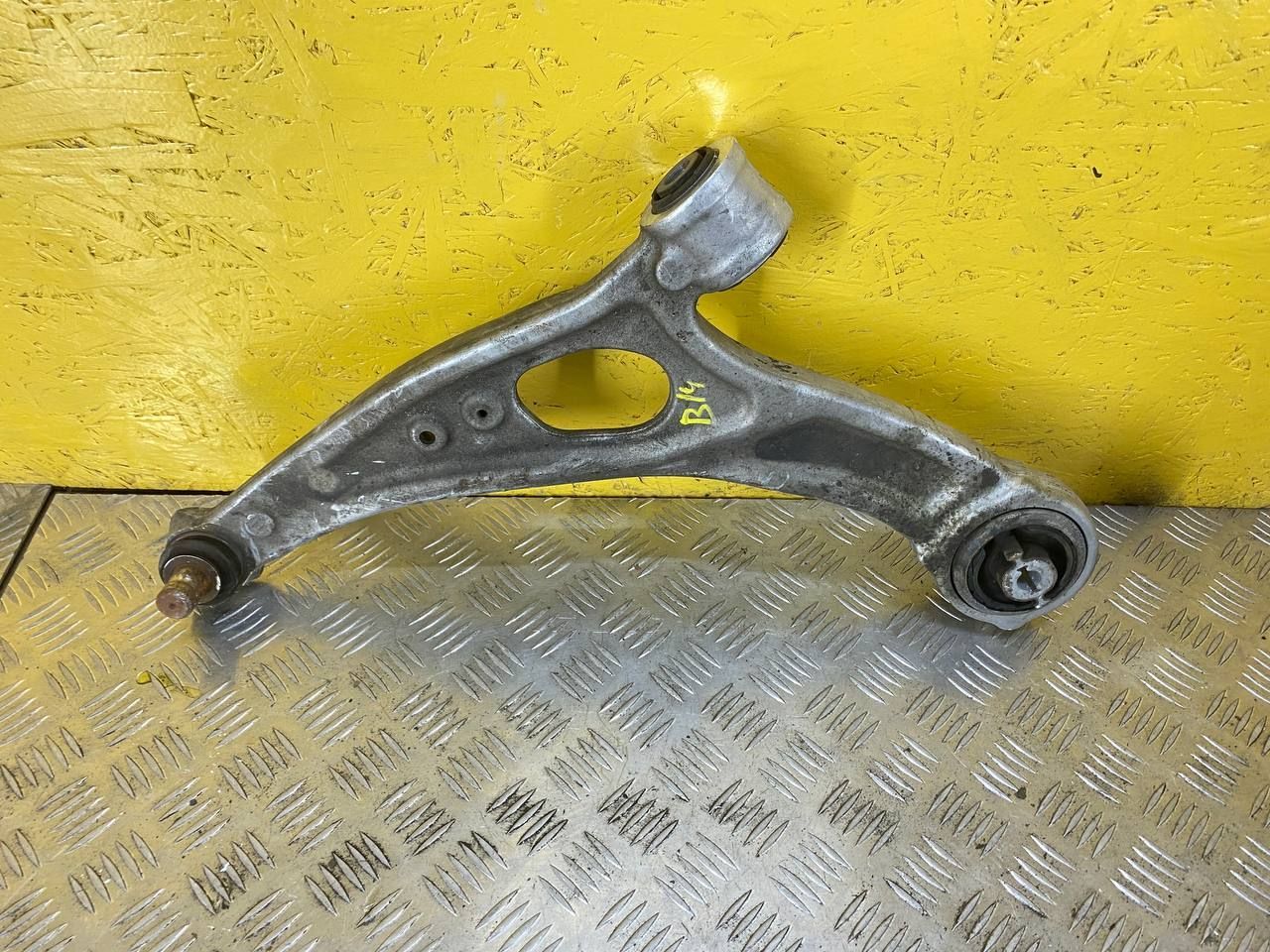 рычаг передний левый Ford Escape 4 поколение CX482 2021, 1.5 л., бензин, АКПП, передний привод, LX61-3A424 - фото №1