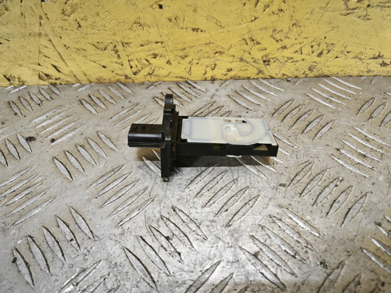 расходомер воздуха Nissan Rogue T33 2022, 1.5 л., бензин, АКПП, серый, внедорожник 5 дв., полный подключаемый привод, 226806RC0B - фото №1