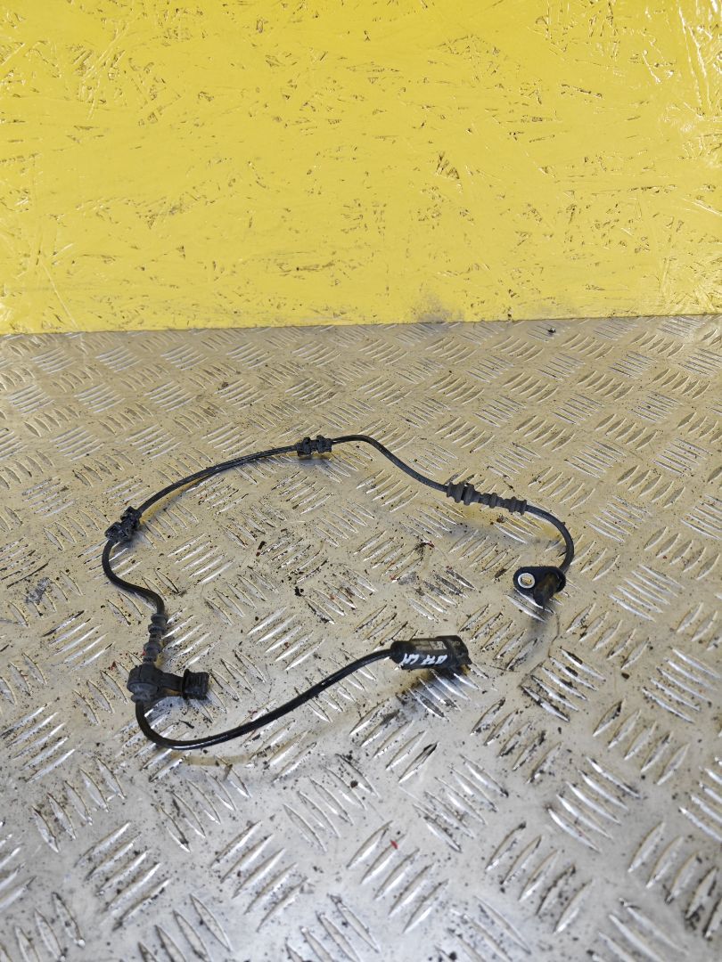 датчик ABS Cadillac XT6 1 поколение 2022, 3.6 л., бензин, АКПП, внедорожник 5 дв., полный подключаемый привод, 85580664 - фото №1