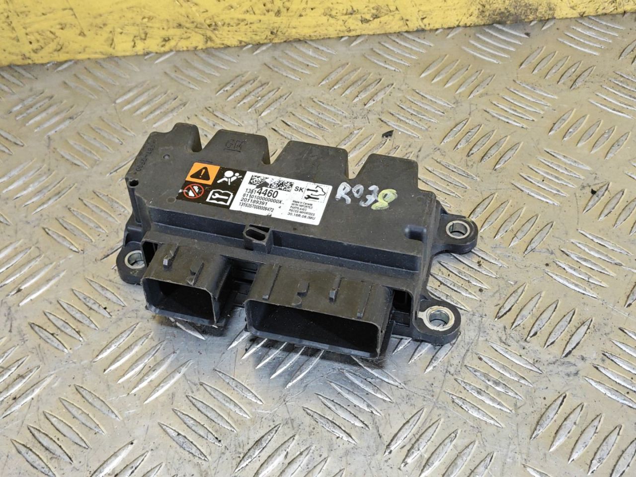 блок AirBag Chevrolet Cruze 2 поколение 2017, 1.4 л., бензин, АКПП, седан, 13514460 - фото №1