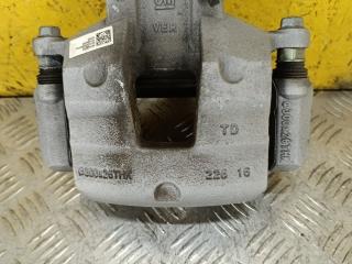 суппорт передний левый Chevrolet Equinox 3 поколение [рестайлинг] 2023, 1.5 л., бензин, АКПП, синий, внедорожник 5 дв., передний привод, 42789010