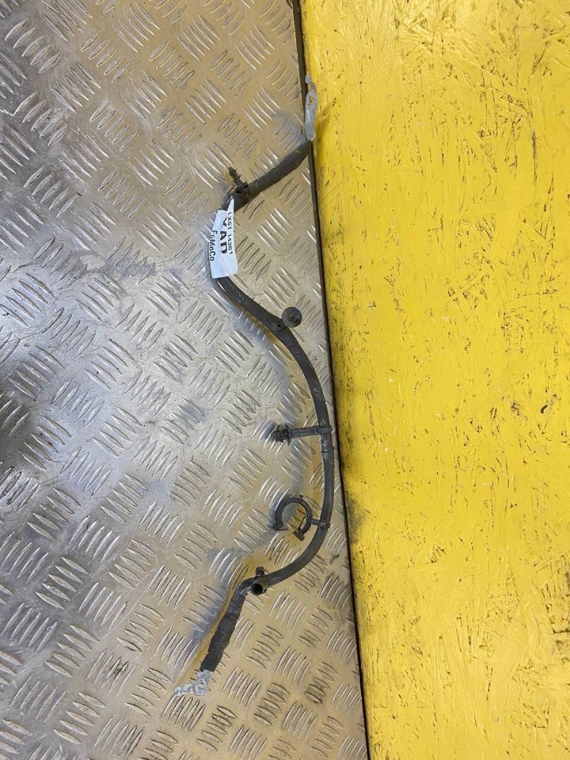 клемма аккумулятора минус Ford Bronco Sport 1 поколение 2021, 1.5 л., бензин, АКПП, полный подключаемый привод, LX6T14301XAD - фото №1