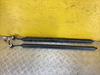 амортизатор крышки багажника (3-5 двери) Ford Mustang Mach-E 1 поколение 2021, электро, АКПП, белый, внедорожник 5 дв., задний привод, LJ8B-R402A55-AB, LJ8B-R402A54-AB