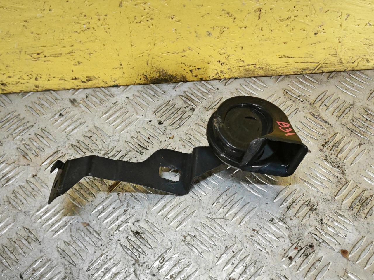 сигнал (клаксон) Ford Escape 4 поколение CX482 2020, 1.5 л., белый, полный подключаемый привод, LX6T-13802-AD - фото №1