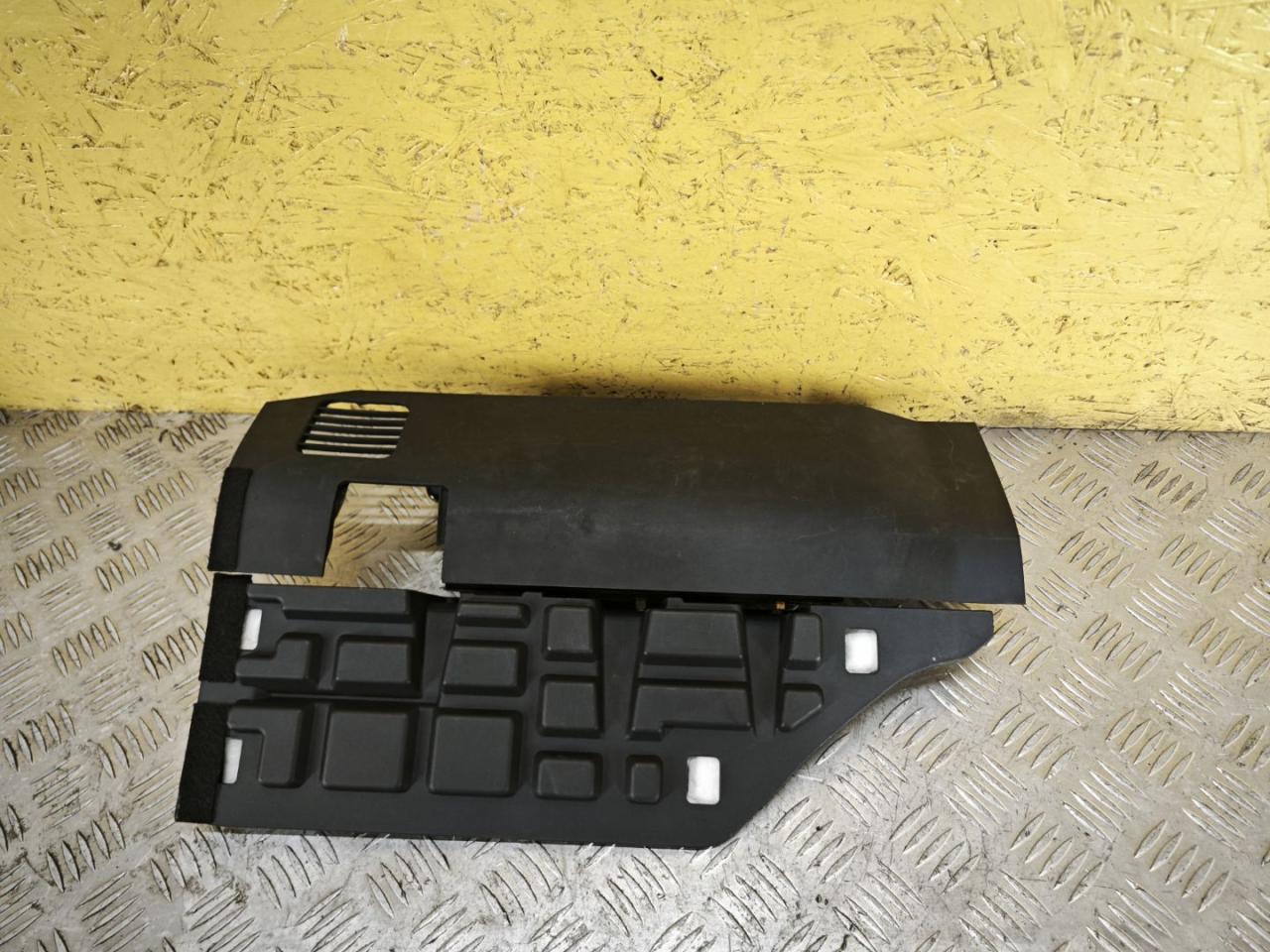 подушка безопасности коленная Nissan Rogue T33 2022, 1.5 л., бензин, АКПП, серый, внедорожник 5 дв., полный подключаемый привод, 985R16RR0A - фото №1