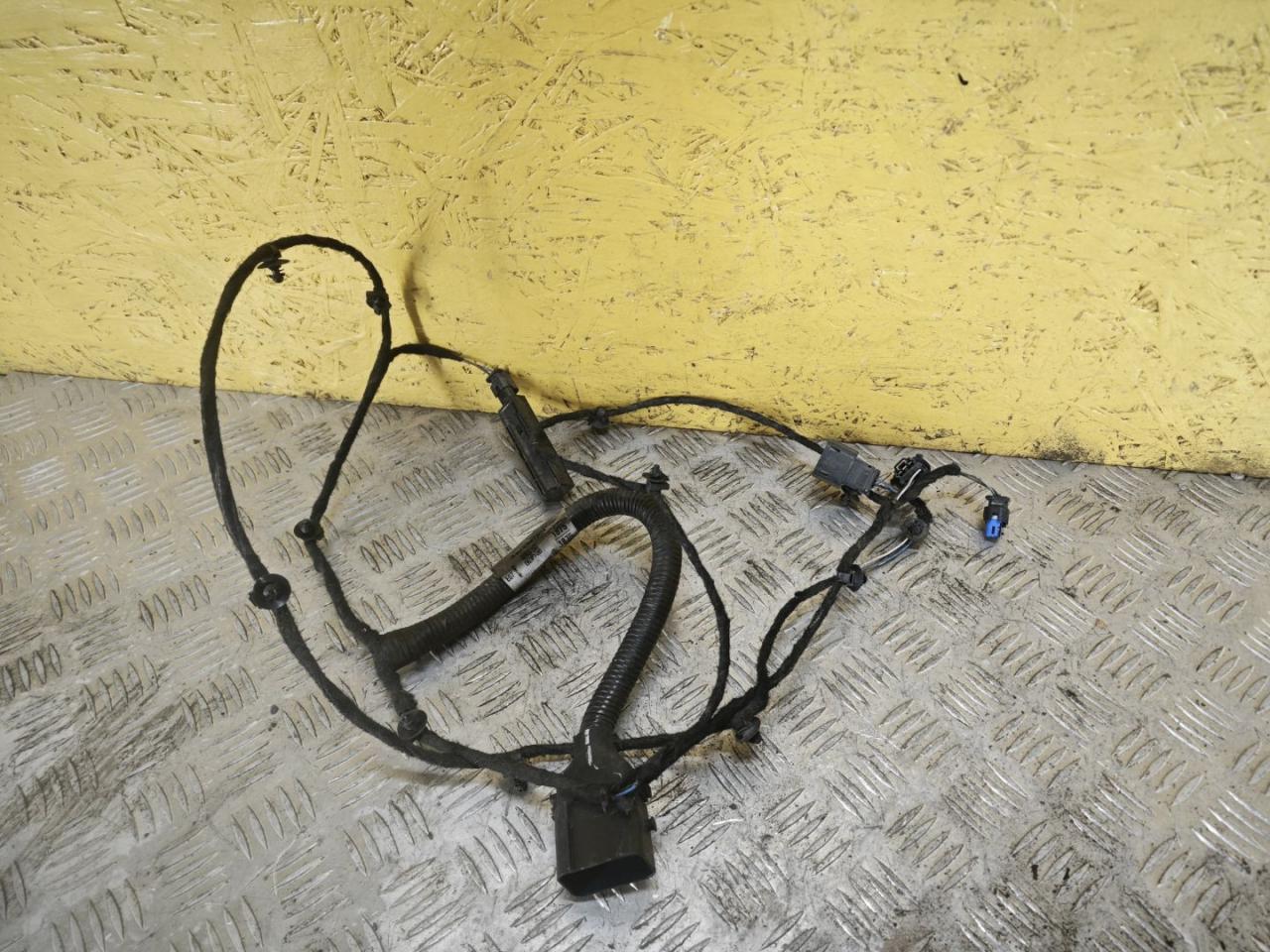 проводка бампера Chevrolet Bolt EUV 1 поколение 2023, электро, передний привод, 42781875 - фото №1