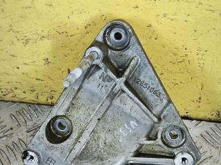 кронштейн компрессора кондиционера Chevrolet Equinox 3 поколение [рестайлинг] 2022, 1.5 л., бензин, АКПП, белый, передний привод, 12651063