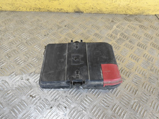 блок предохранителей Jeep Grand Cherokee 5 поколение 2022, 3.6 л., бензин, АКПП, белый, полный привод