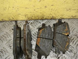 тормозные колодки Chevrolet Equinox 3 поколение [рестайлинг] 2024, 1.5 л., бензин, АКПП, красный, полный подключаемый привод