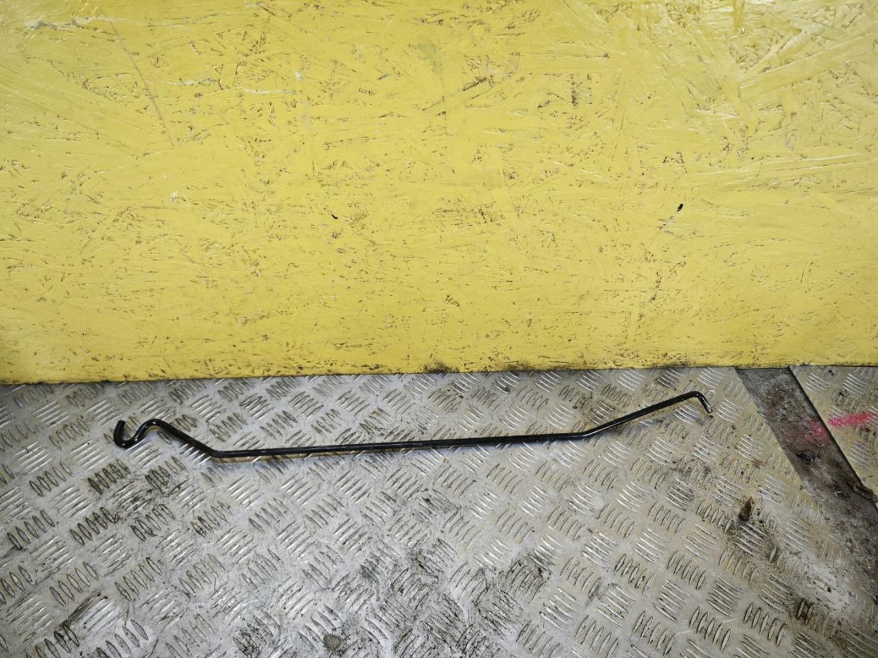 держатель капота Chevrolet Bolt EUV 1 поколение 2023, электро, передний привод - фото №1