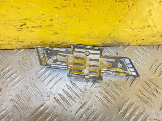 эмблема Chevrolet Equinox 3 поколение 2020, 1.5 л., бензин, АКПП, полный подключаемый привод, 23136673