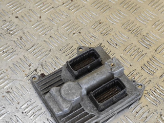 блок управления двигателем Opel Zafira 2 поколение (B) [рестайлинг] 2008, 2.2 л., бензин, 55353843