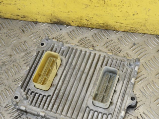 блок управления двигателем Dodge Challenger 3 поколение [2-й рестайлинг] 2018, 5.7 л., бензин, АКПП, купе, P68317724AC, P68243307AB