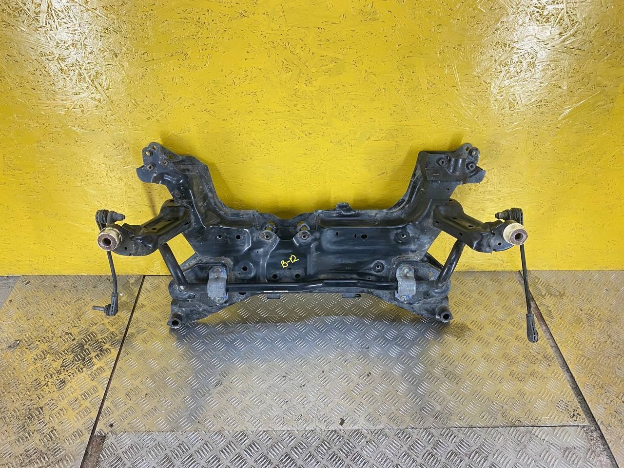 балка подвески передняя (подрамник) Ford Bronco Sport 1 поколение 2021, 1.5 л., бензин, АКПП, полный подключаемый привод, LX615019AMF - фото №1