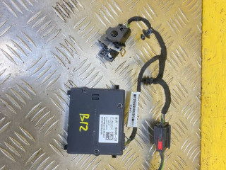 камера переднего обзора Ford Bronco Sport 1 поколение 2021, 1.5 л., бензин, АКПП, полный подключаемый привод, M1PT-19H406-CD