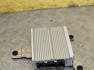 усилитель музыкальный Chevrolet Traverse 2 поколение 2019, 3.6 л., бензин, АКПП, бежевый, полный привод, 84286301