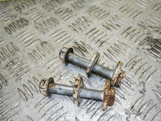 болт развальный Chevrolet Equinox 3 поколение [рестайлинг] 2024, 1.5 л., бензин, АКПП, красный, полный подключаемый привод