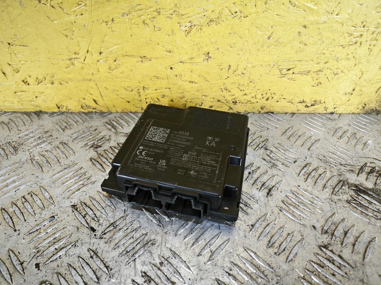 Блок управления бесключевым доступом Chevrolet Bolt EUV 1 поколение 2023, электро, передний привод, 13518838 - фото №1