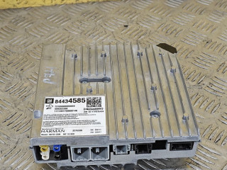 блок радио Chevrolet Equinox 3 поколение 2020, 1.5 л., бензин, АКПП, красный, 84434585