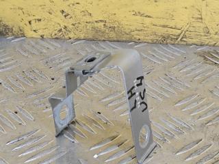 крепление ( кронштейн ) крыла Chevrolet Equinox 3 поколение 2019, 1.5 л., бензин, АКПП, серебристый, внедорожник 5 дв.