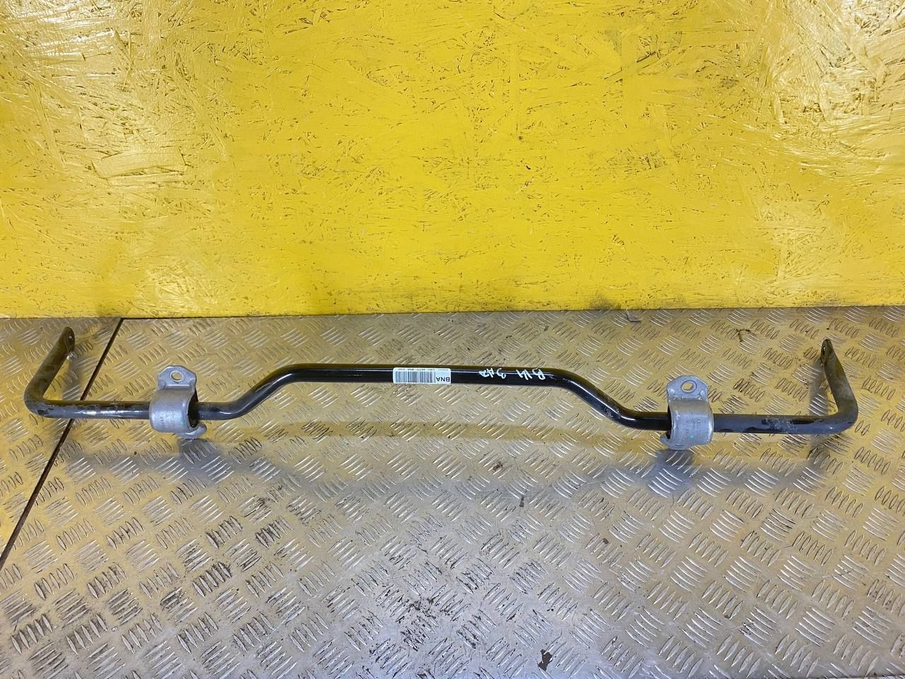 стабилизатор подвески задний Ford Escape 4 поколение CX482 2021, 1.5 л., бензин, АКПП, передний привод, LX61-5A771 - фото №1