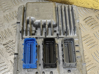 блок управления двигателем Chevrolet Equinox 3 поколение 2018, 1.5 л., бензин, АКПП, черный, 12688128