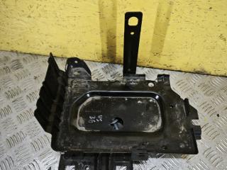 полка аккумулятора Chevrolet Equinox 3 поколение [рестайлинг] 2022, 1.5 л., бензин, АКПП, белый, передний привод, 84618340