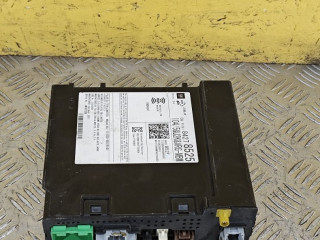 блок радио Chevrolet Traverse 2 поколение 2019, 3.6 л., бензин, АКПП, бежевый, полный привод, 84278525