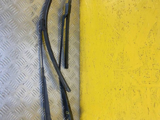 щеткодержатель (поводок стеклоочистителя, дворник) Volkswagen Tiguan 2 поколение [рестайлинг] 2021, 2.0 л., бензин, АКПП, передний привод