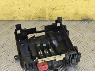 блок предохранителей Ford Mustang Mach-E 1 поколение 2021, электро, АКПП, внедорожник 5 дв., задний привод, LJ8T-14A094-AAB