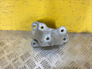 кронштейн КПП Chevrolet Equinox 3 поколение 2020, 1.5 л., бензин, АКПП, белый, полный подключаемый привод, 84279543