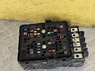 блок предохранителей Jeep Grand Cherokee 5 поколение 2022, 3.6 л., бензин, АКПП, белый, полный привод, 68347002AE