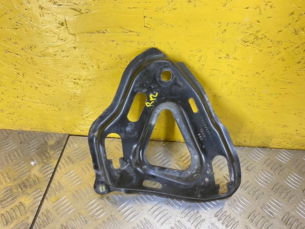 балка подвески передняя (подрамник) Ford Bronco Sport 1 поколение 2021, 1.5 л., бензин, АКПП, полный подключаемый привод, LX6BS101A80DC - фото №1