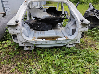 задняя часть кузова (тазик) Ford Mustang Mach-E 1 поколение 2021, электро, АКПП, белый, внедорожник 5 дв., задний привод