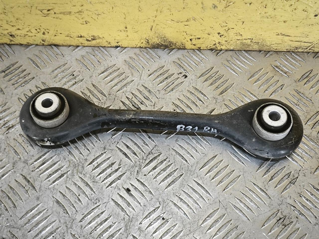 рычаг задний правый Ford Escape 4 поколение CX482 2020, 1.5 л., белый, полный подключаемый привод - фото №1