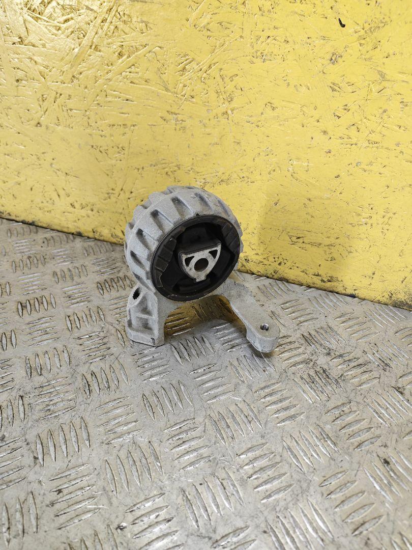 подушка крепления КПП Chevrolet Bolt EUV 1 поколение 2023, электро, передний привод, 42749056 - фото №1