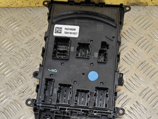 блок комфорта Jeep Grand Cherokee 5 поколение 2022, 3.6 л., бензин, АКПП, белый, полный привод, P68374988AM