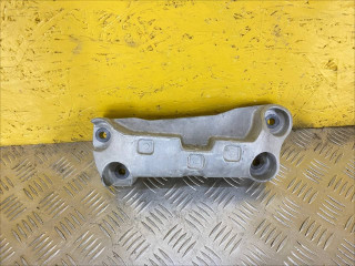 кронштейн двигателя Chevrolet TrailBlazer 3 поколение 2022, 1.3 л., L3T, бензин, АКПП, черный, внедорожник 5 дв., передний привод, 60006093