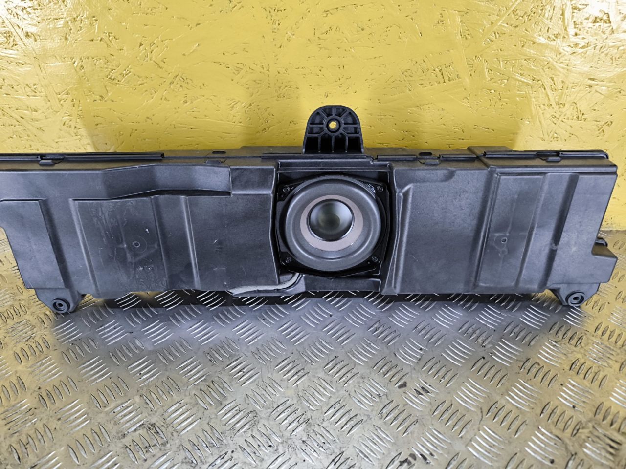 сабвуфер Cadillac XT6 1 поколение 2022, 3.6 л., бензин, АКПП, внедорожник 5 дв., полный подключаемый привод, 13590804 - фото №1